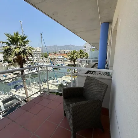 De Dos Con Terraza Y Plaza De Aparcamiento Apartment *